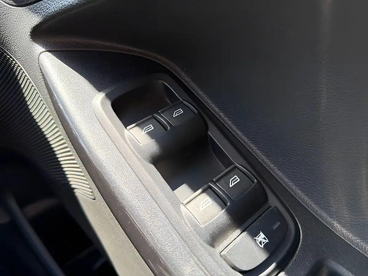 Used 2018 Ford Ka+ Zetec Yellow - Interior and Exterior details 14