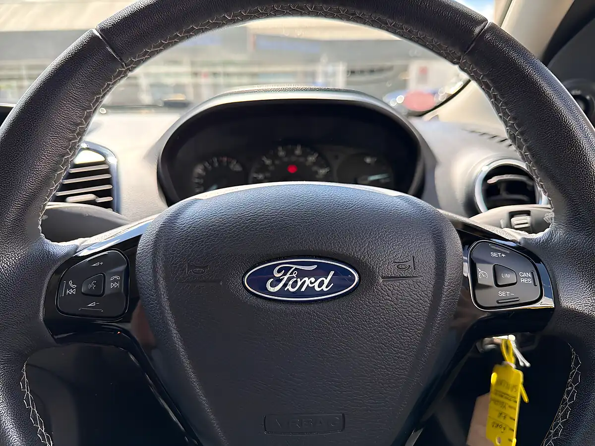 Used 2018 Ford Ka+ Zetec Yellow - Interior and Exterior details 19