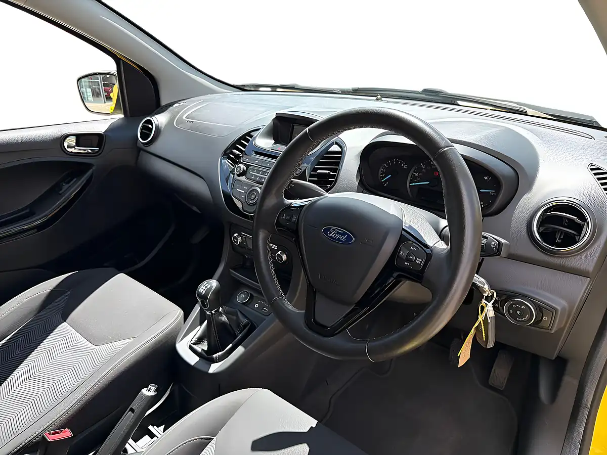 Used 2018 Ford Ka+ Zetec Yellow - Interior and Exterior details 8