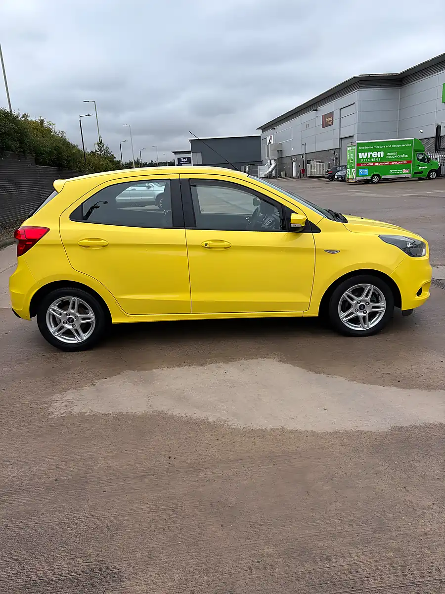 Used 2018 Ford Ka+ Zetec Yellow - Interior and Exterior details 6