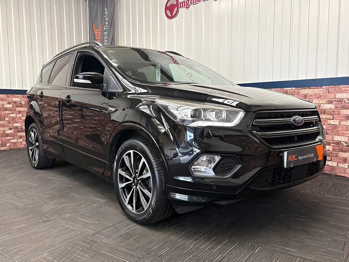 Used 2018 Ford Kuga ST-Line Black - Interior and Exterior details 11
