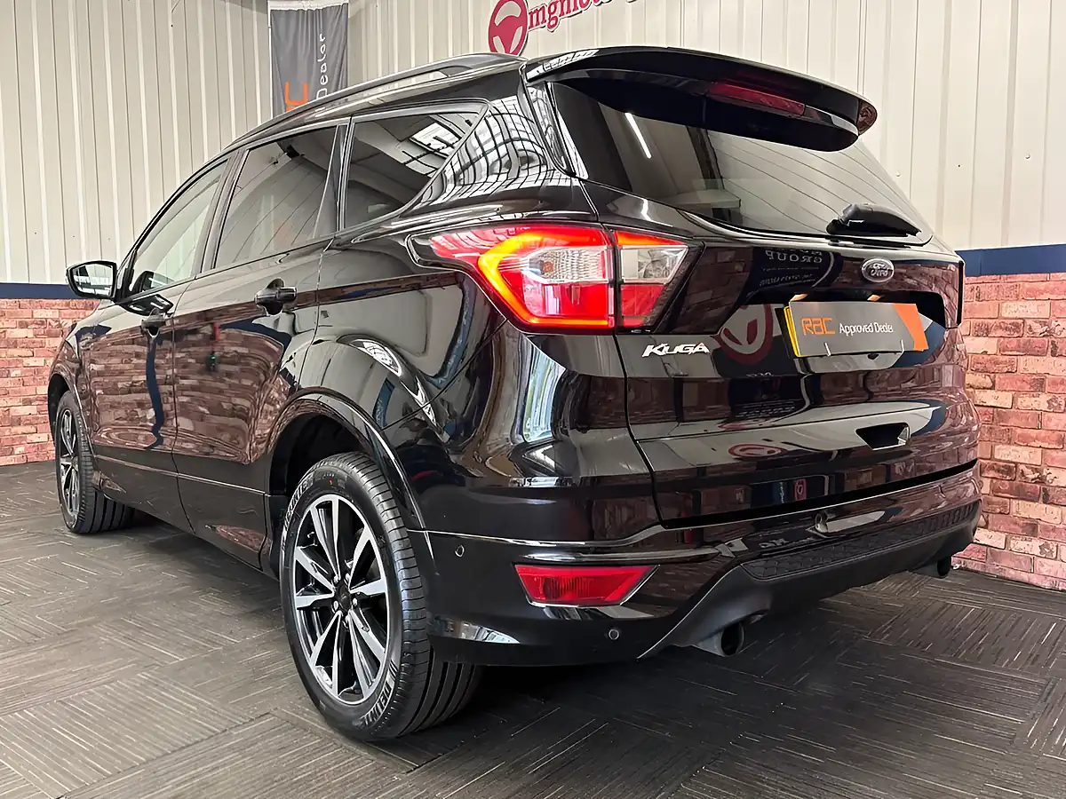 Used 2018 Ford Kuga ST-Line Black - Interior and Exterior details 15