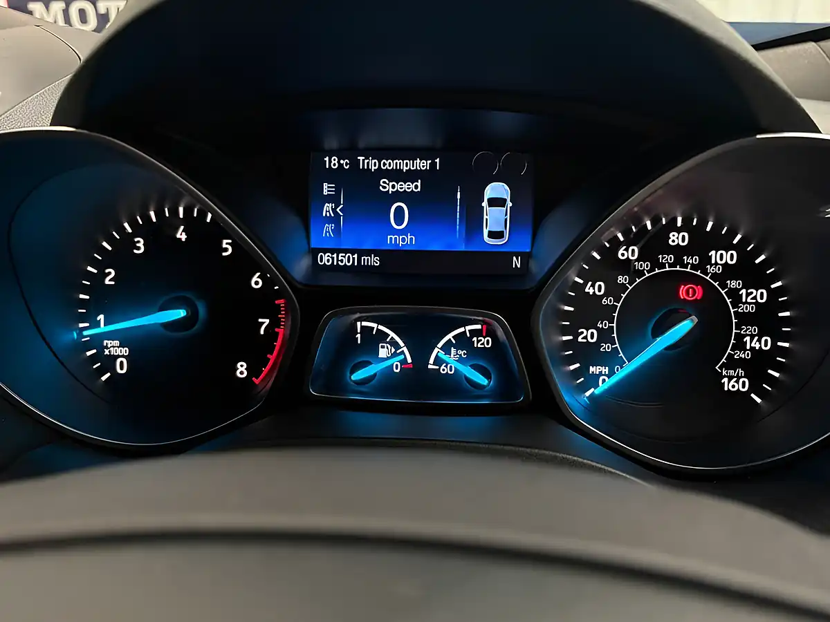 Used 2018 Ford Kuga ST-Line Black - Interior and Exterior details 8
