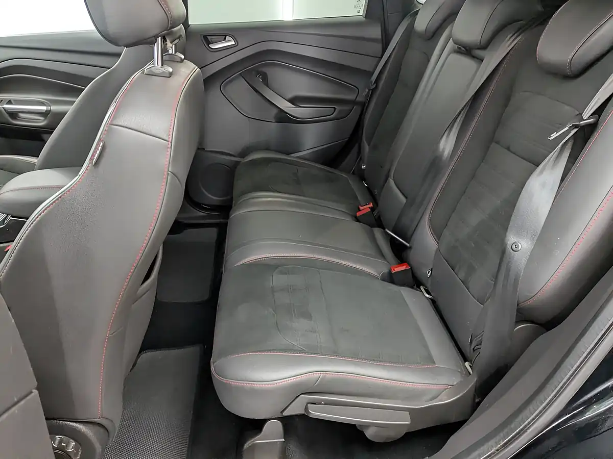 Used 2018 Ford Kuga ST-Line Black - Interior and Exterior details 12
