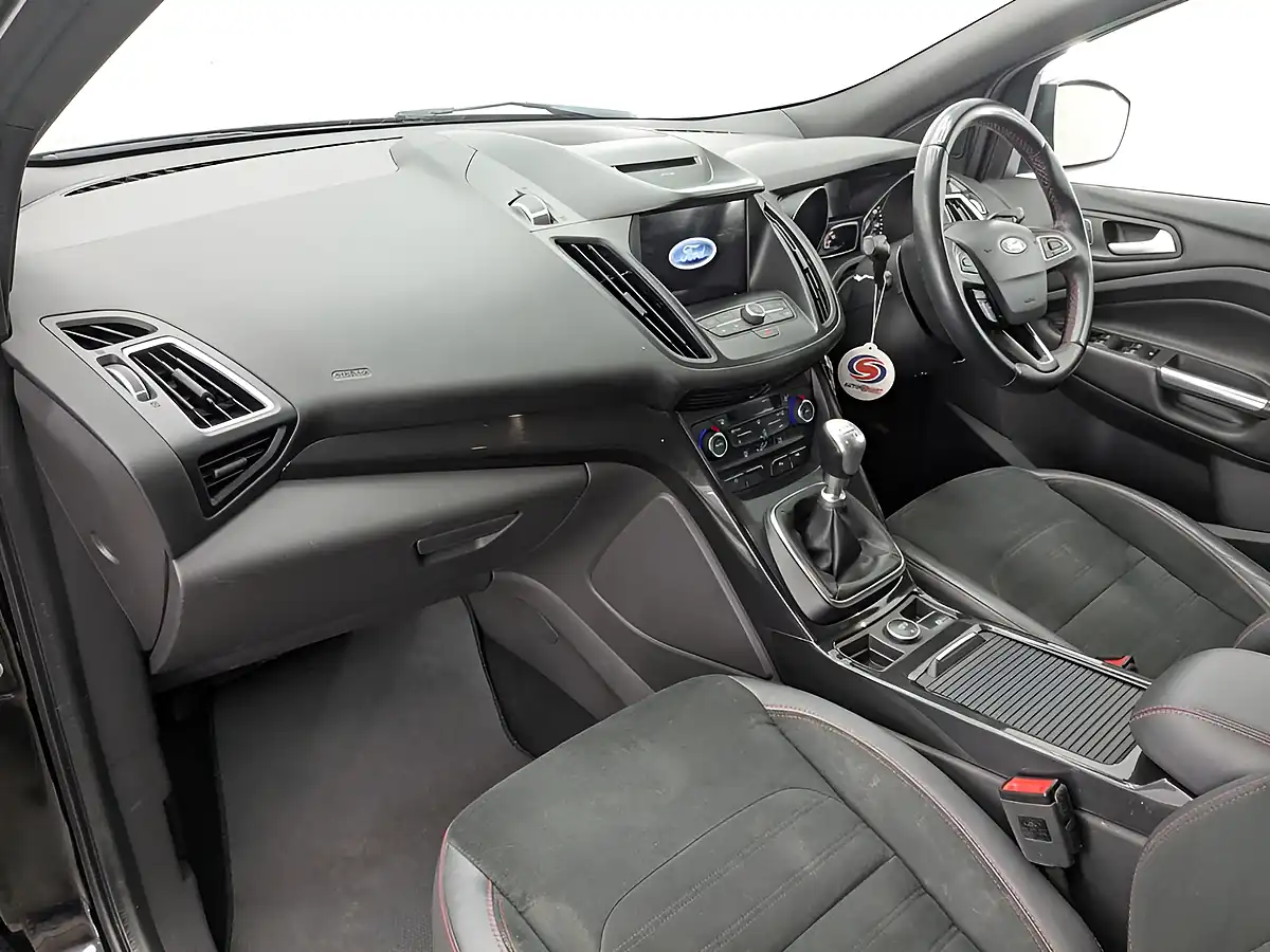 Used 2018 Ford Kuga ST-Line Black - Interior and Exterior details 15