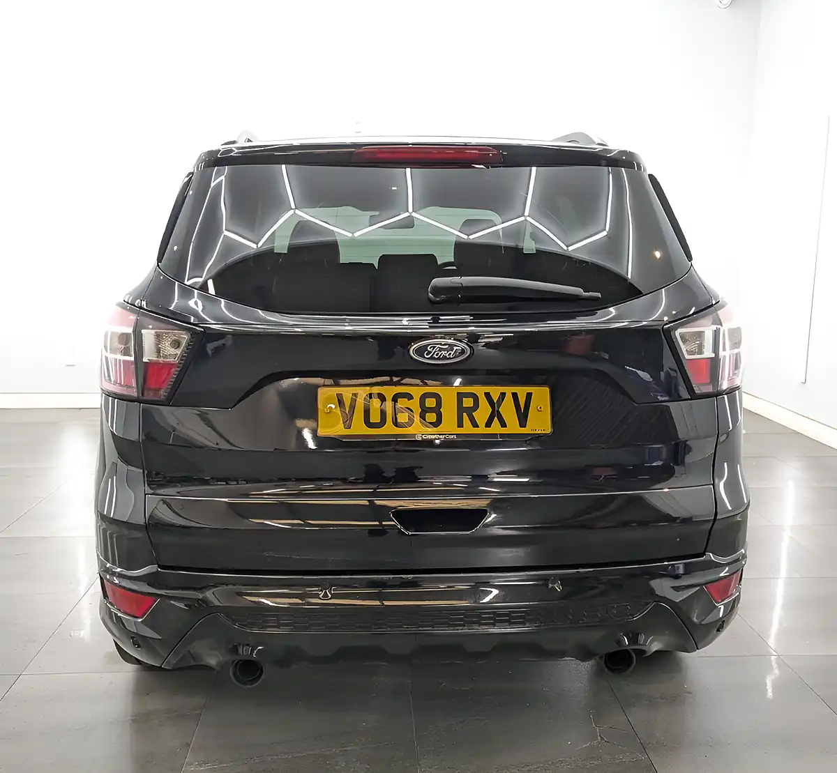 Used 2018 Ford Kuga ST-Line Black - Interior and Exterior details 7