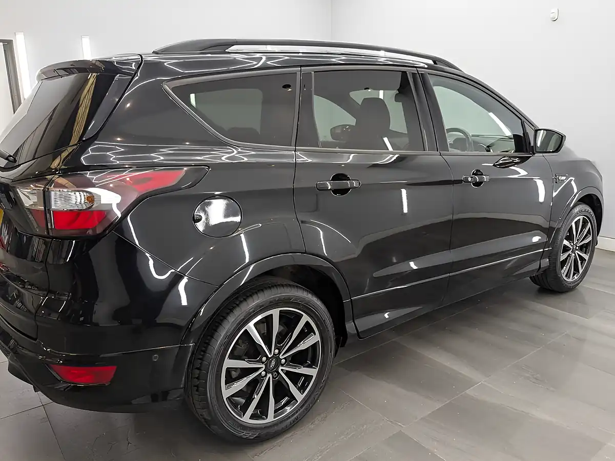 Used 2018 Ford Kuga ST-Line Black - Interior and Exterior details 8