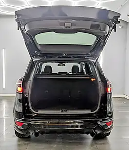 Used 2018 Ford Kuga ST-Line Black - Interior and Exterior details 9