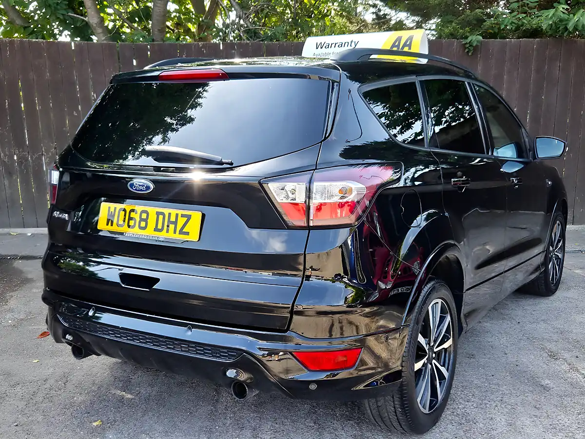 Used 2018 Ford Kuga ST-Line Black - Interior and Exterior details 8