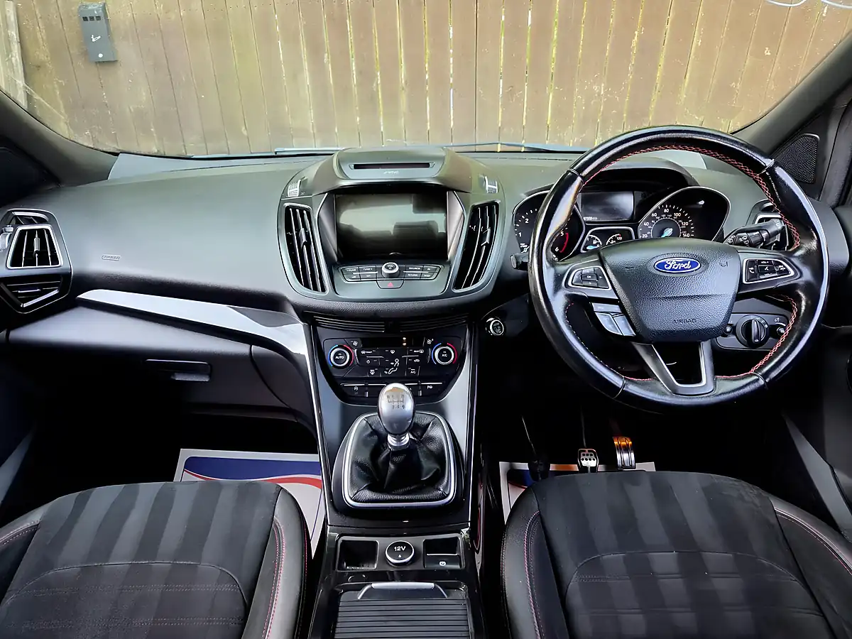 Used 2018 Ford Kuga ST-Line Black - Interior and Exterior details 9