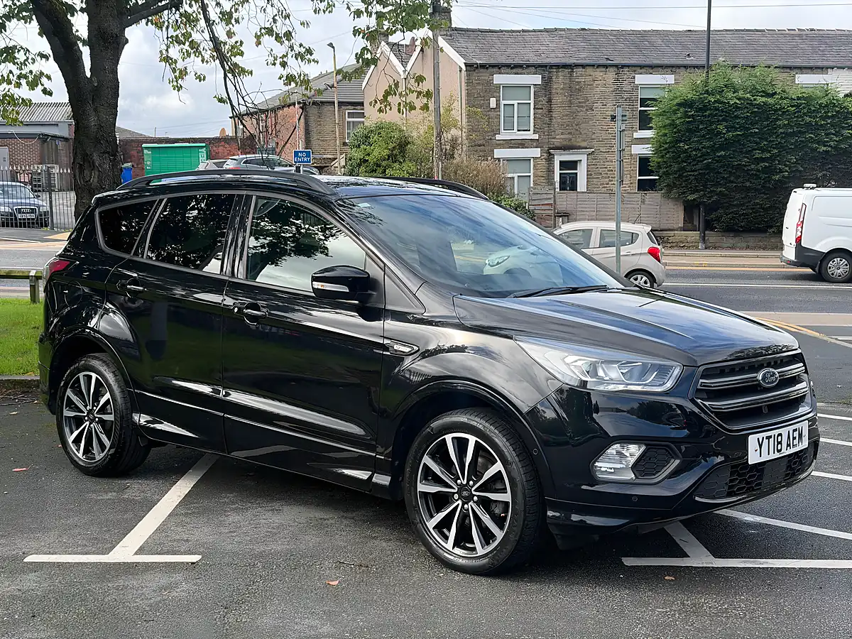 Used 2018 Ford Kuga ST-Line Black - Front View