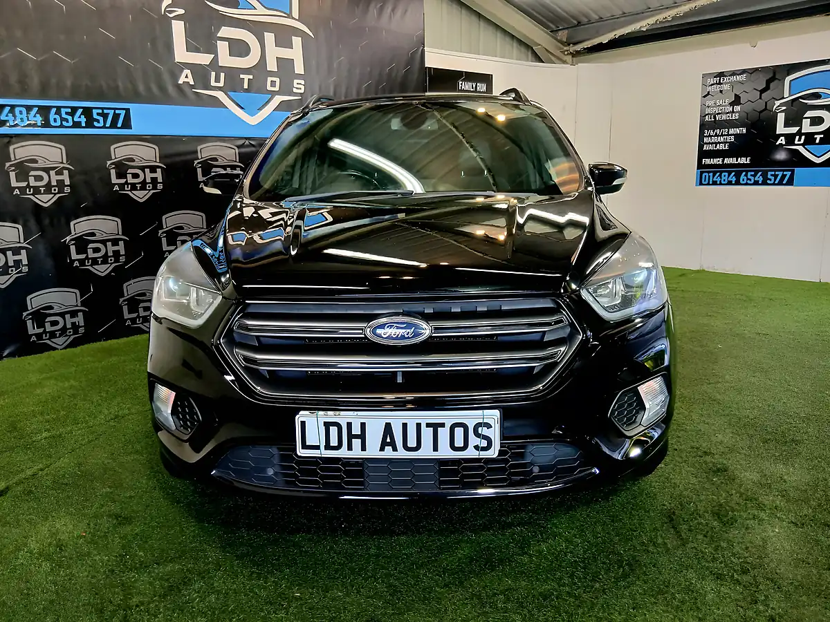 Used 2018 Ford Kuga ST-Line Black - Interior and Exterior details 8