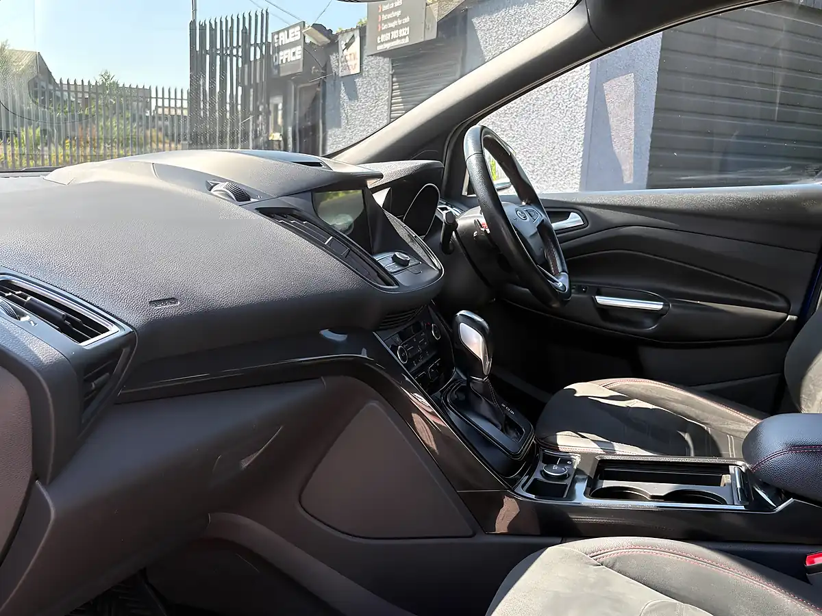 Used 2018 Ford Kuga ST-Line Deep Impact Blue - Interior and Exterior details 8