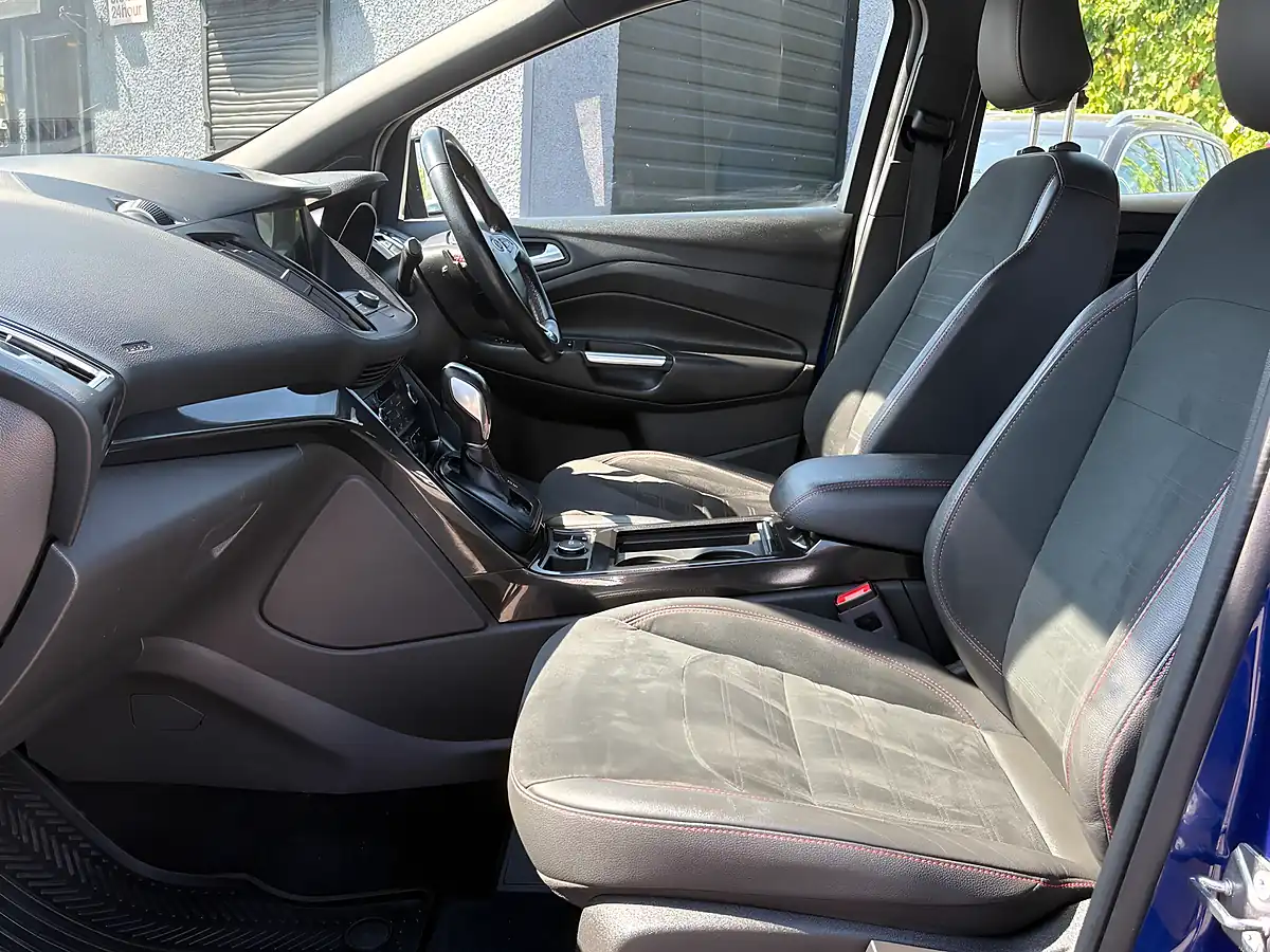Used 2018 Ford Kuga ST-Line Deep Impact Blue - Interior and Exterior details 9