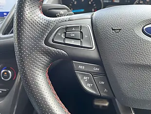 Used 2018 Ford Kuga ST-Line Grey - Interior and Exterior details 13
