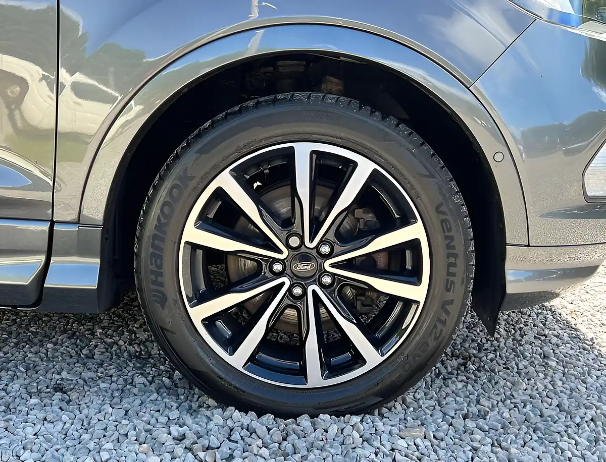Used 2018 Ford Kuga ST-Line Magnetic - Interior and Exterior details 10