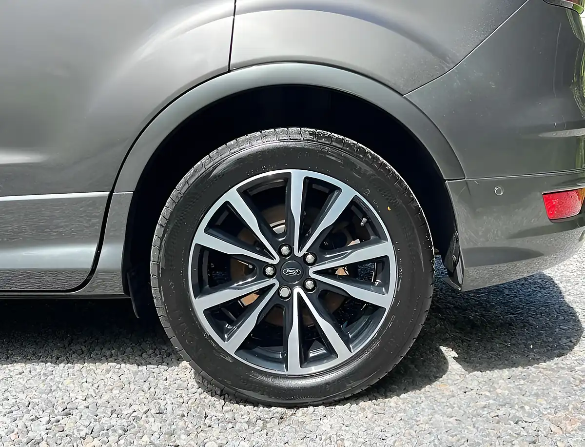 Used 2018 Ford Kuga ST-Line Magnetic - Interior and Exterior details 9