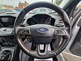 Used 2018 Ford Kuga ST-Line Silver - Interior and Exterior details 18