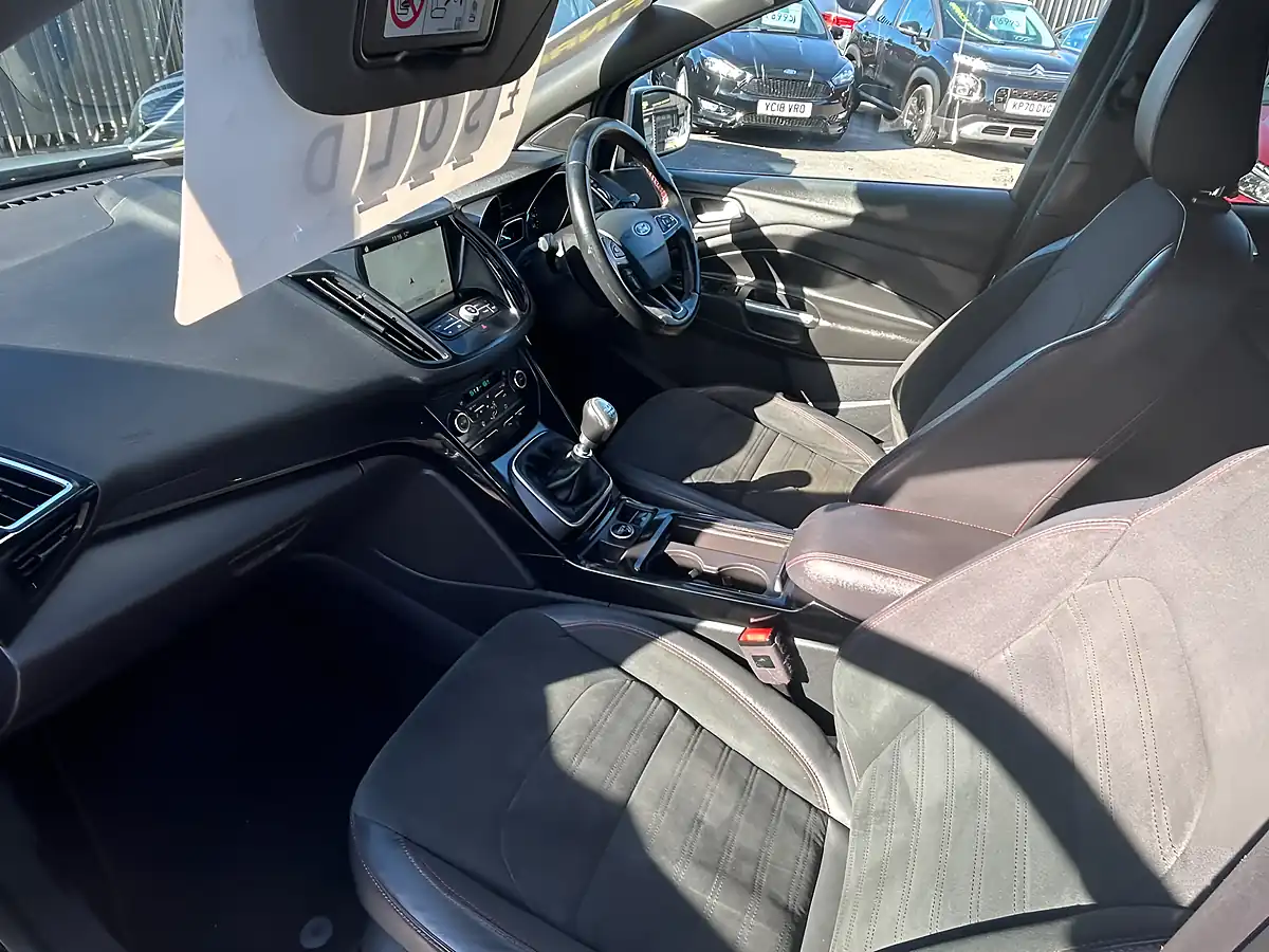 Used 2018 Ford Kuga ST-Line Silver - Interior and Exterior details 11