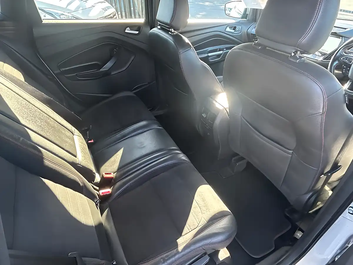 Used 2018 Ford Kuga ST-Line Silver - Interior and Exterior details 13