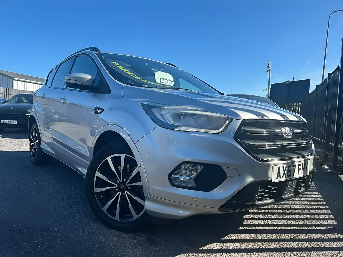 Used 2018 Ford Kuga ST-Line Silver - Interior and Exterior details 9