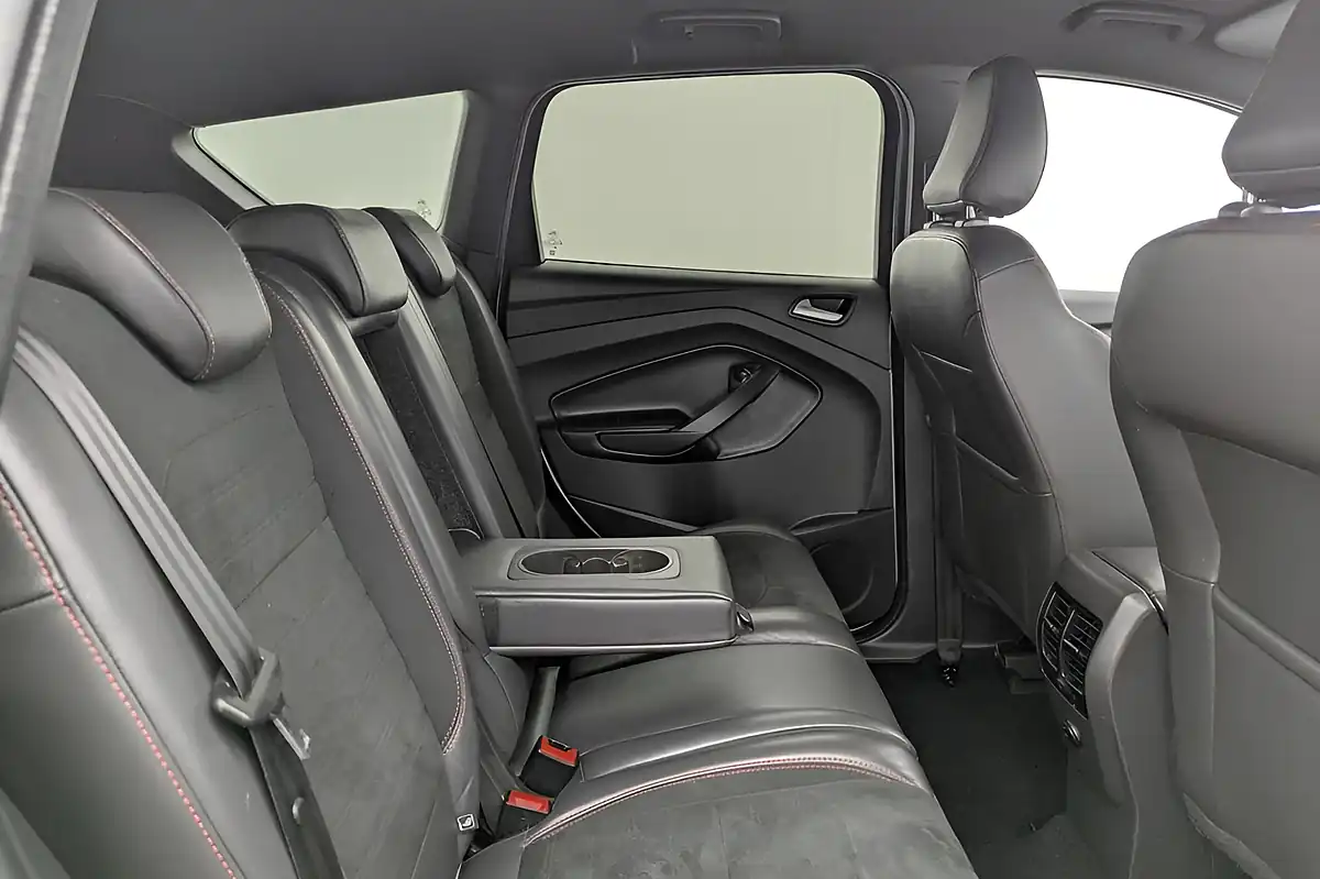 Used 2018 Ford Kuga ST-Line Silver - Interior and Exterior details 13