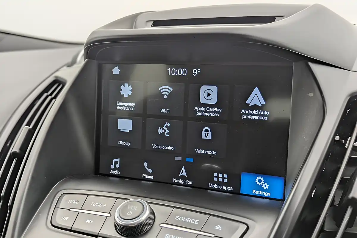 Used 2018 Ford Kuga ST-Line Silver - Interior and Exterior details 15