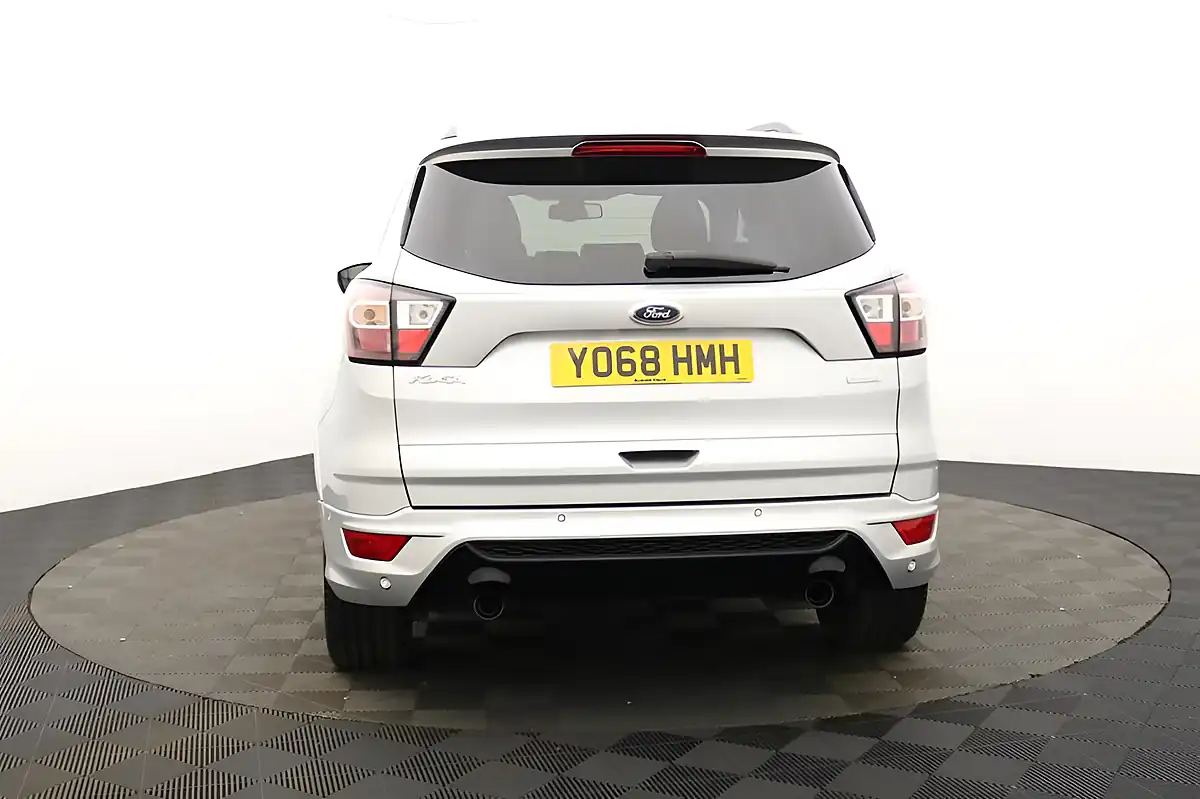 Used 2018 Ford Kuga ST-Line Silver - Interior and Exterior details 4