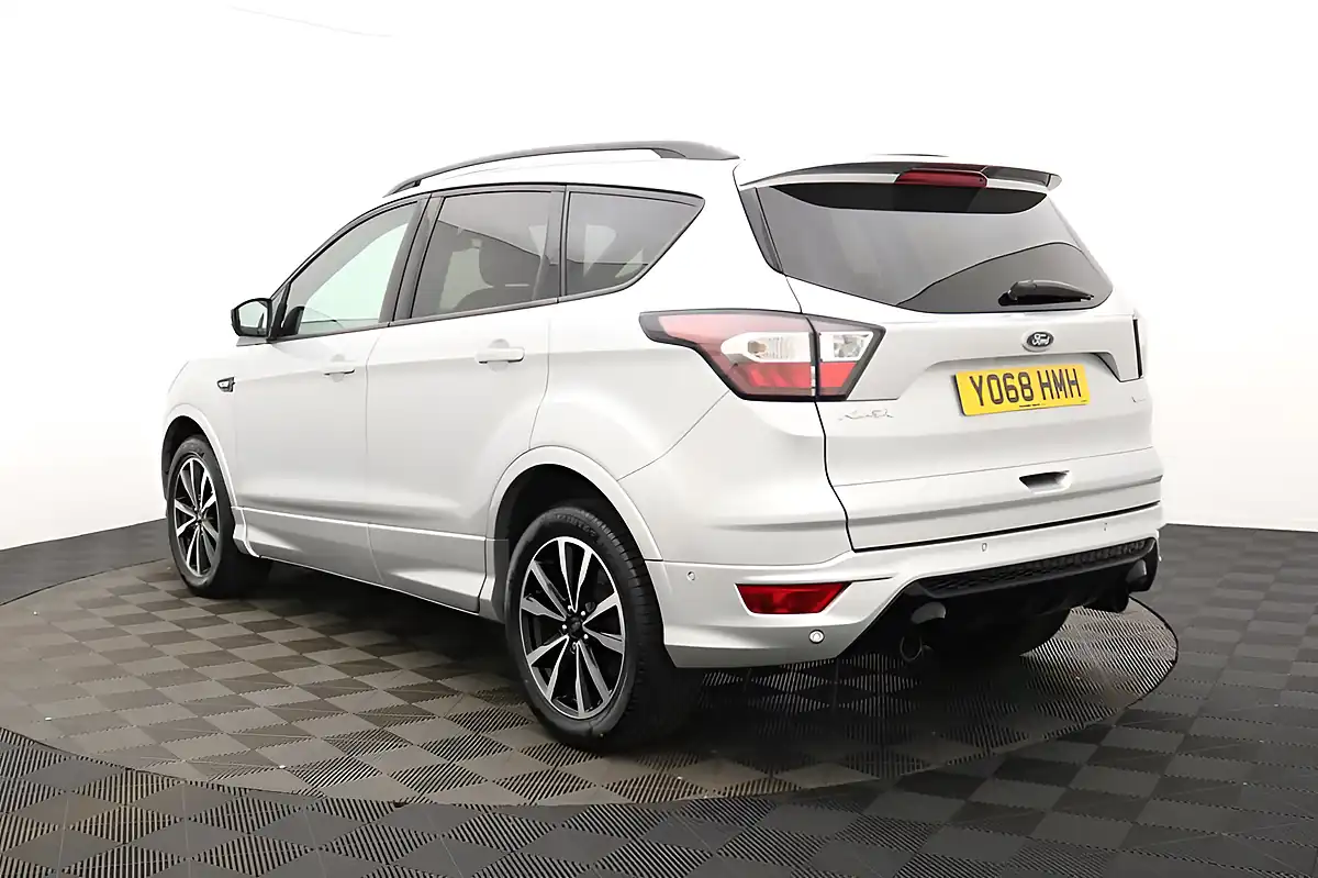 Used 2018 Ford Kuga ST-Line Silver - Interior and Exterior details 5