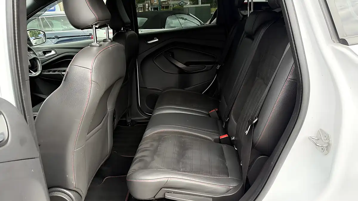 Used 2018 Ford Kuga ST-Line White - Interior and Exterior details 12