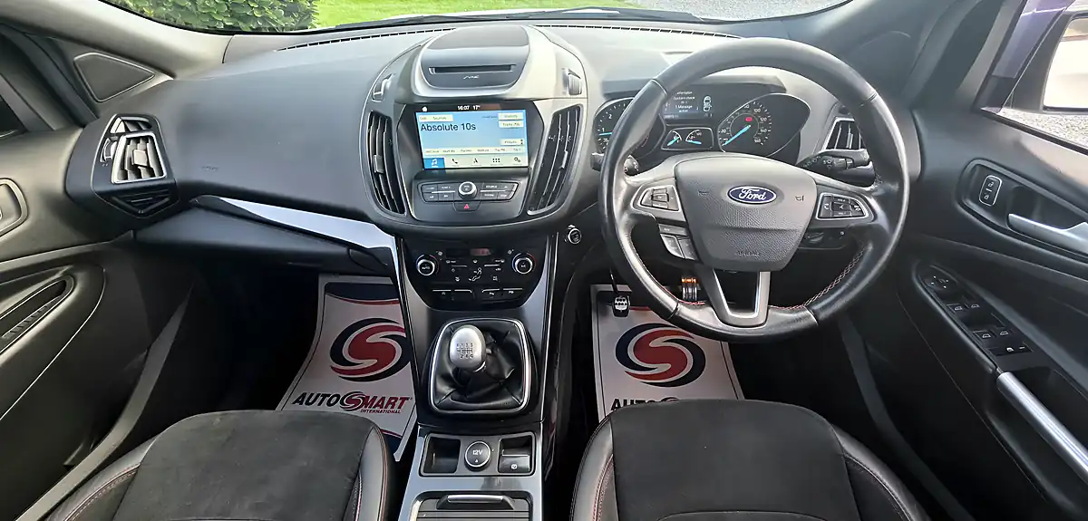 Used 2018 Ford Kuga ST-Line White - Interior and Exterior details 9