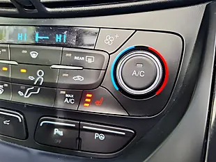 Used 2018 Ford Kuga ST-Line X Blue - Interior and Exterior details 16