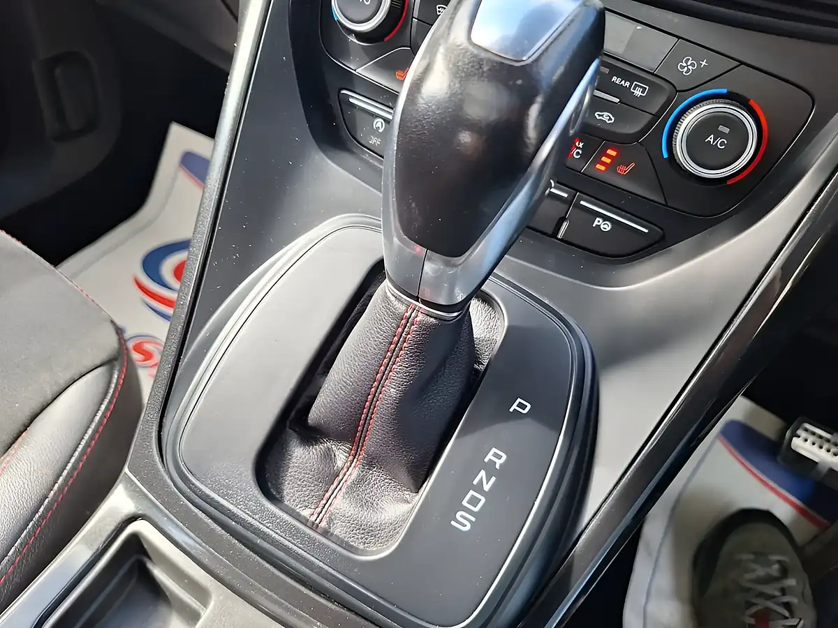 Used 2018 Ford Kuga ST-Line X Blue - Interior and Exterior details 20