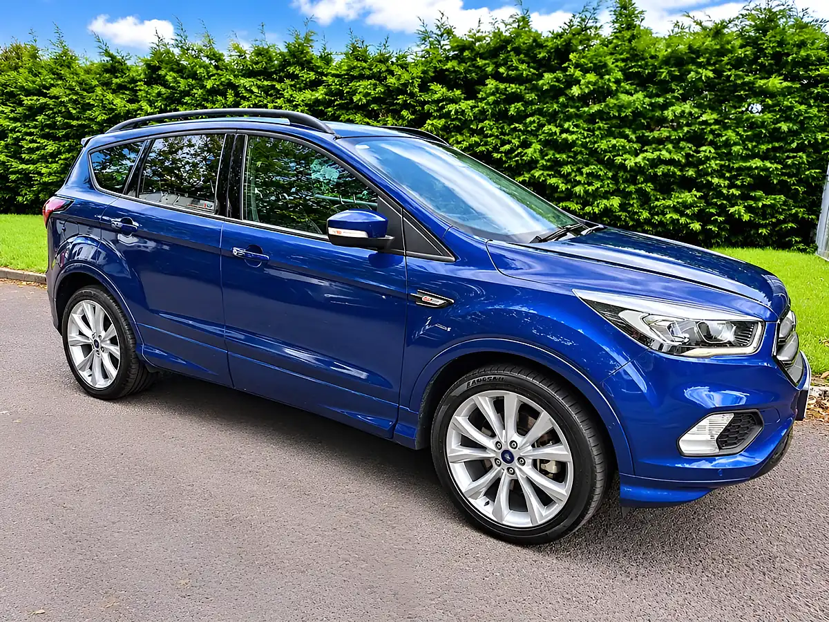 Used 2018 Ford Kuga ST-Line X Blue - Interior and Exterior details 4