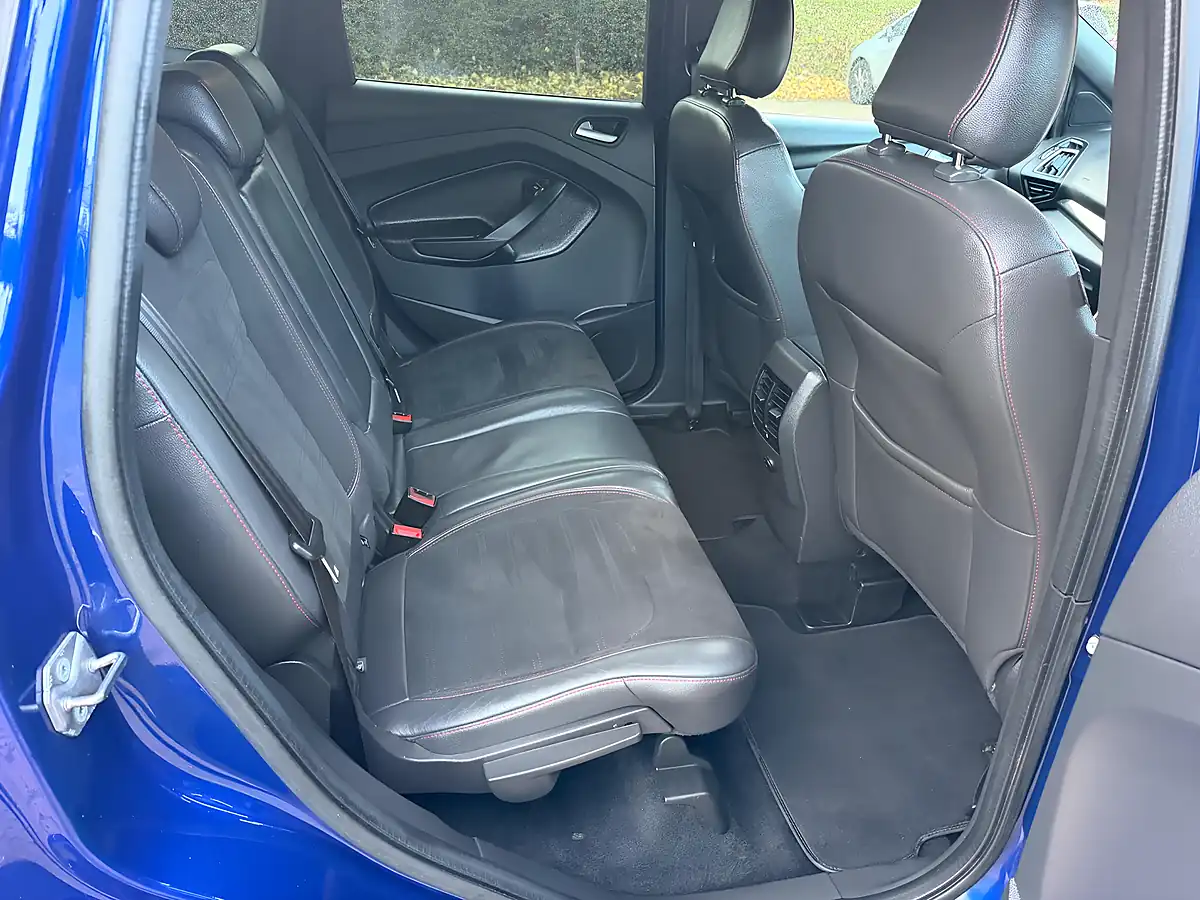 Used 2018 Ford Kuga ST-Line X Blue - Interior and Exterior details 13