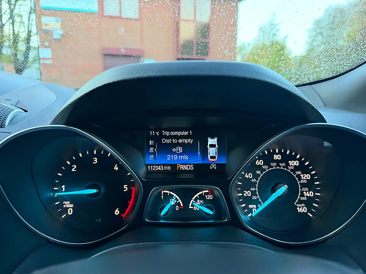 Used 2018 Ford Kuga ST-Line X Blue - Interior and Exterior details 15