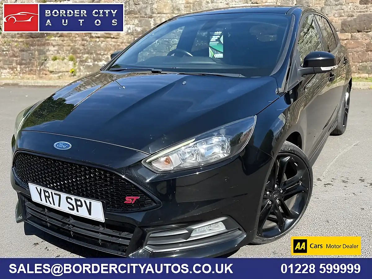 Used 2018 Ford Kuga ST-Line X Deep Impact Blue - Interior and Exterior details 2