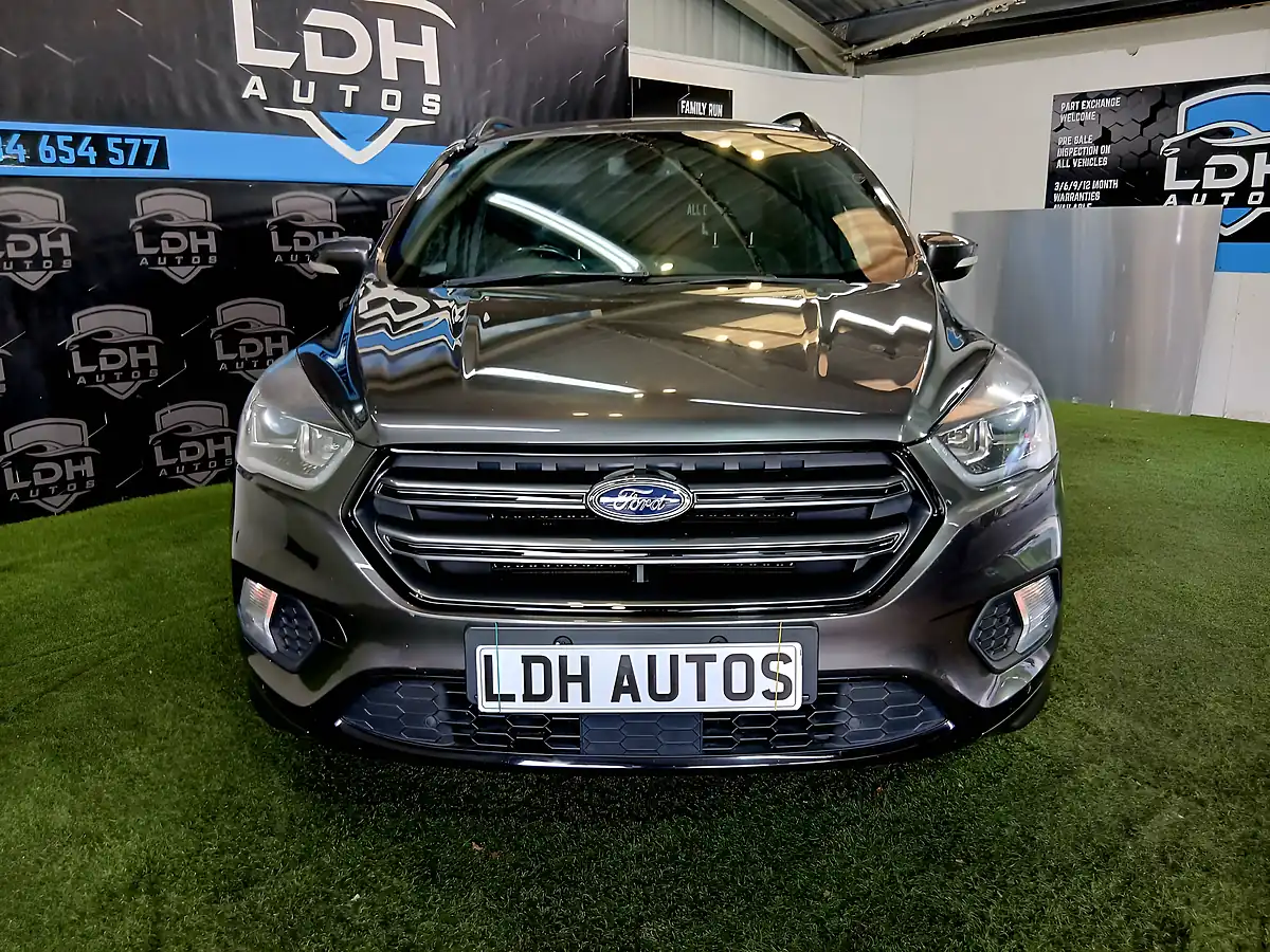 Used 2018 Ford Kuga ST-Line X Grey - Interior and Exterior details 2