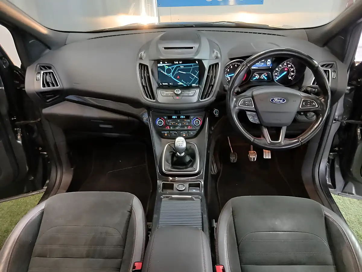 Used 2018 Ford Kuga ST-Line X Grey - Interior and Exterior details 8