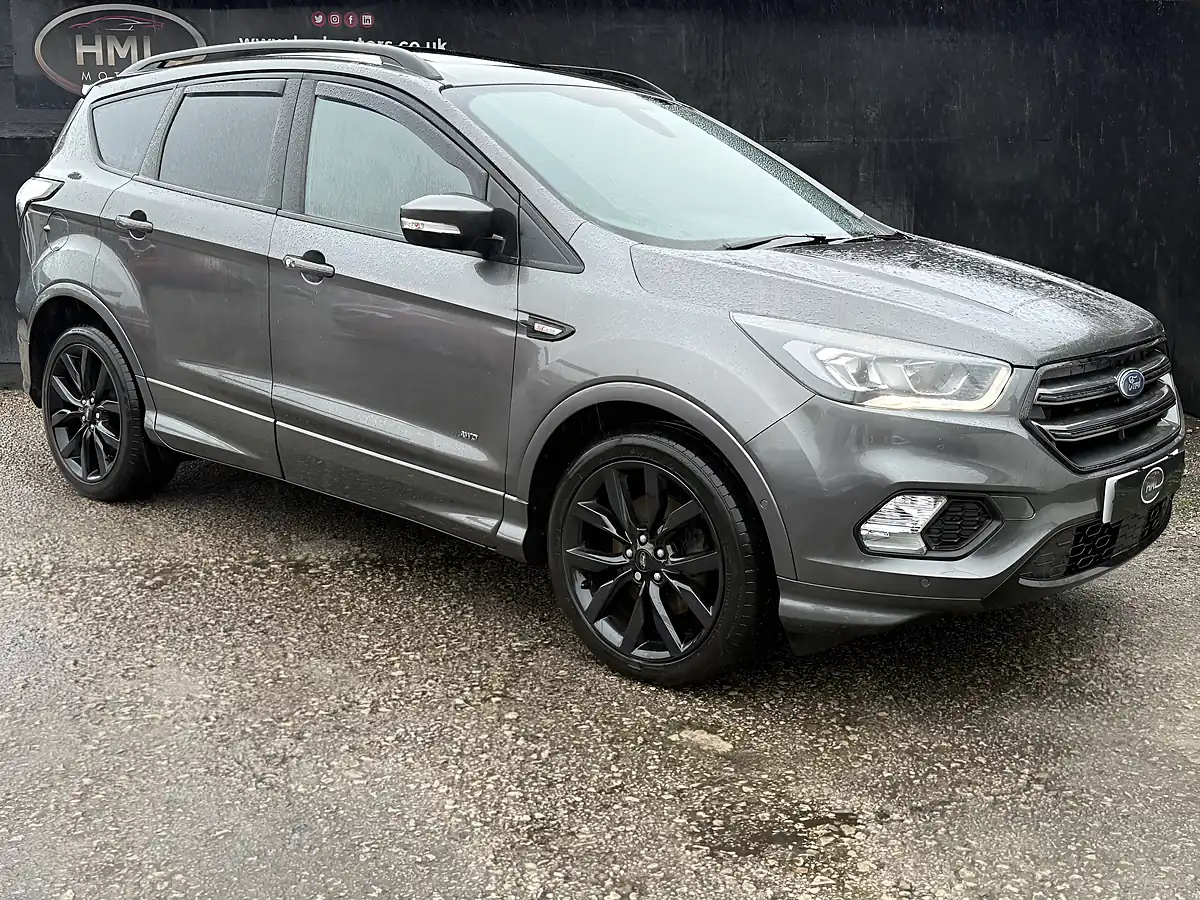 Used 2018 Ford Kuga ST-Line X Grey - Interior and Exterior details 6
