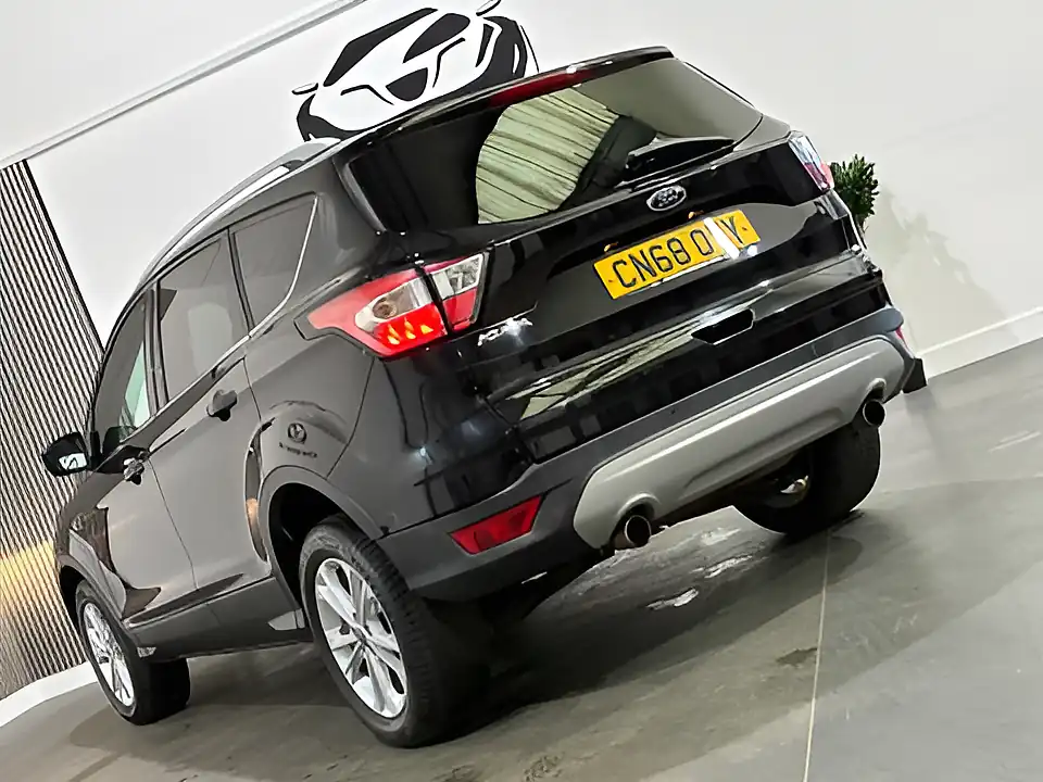 Used 2018 Ford Kuga Titanium Black - Interior and Exterior details 10
