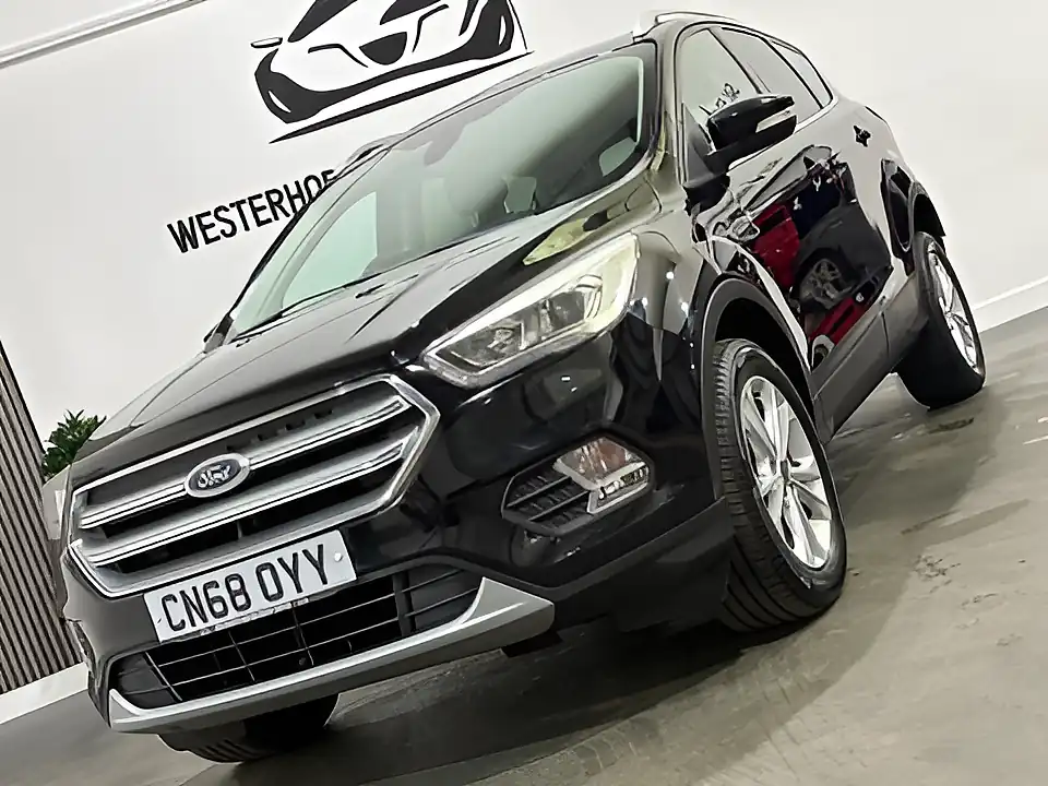 Used 2018 Ford Kuga Titanium Black - Interior and Exterior details 9