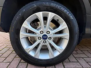 Used 2018 Ford Kuga Titanium Black - Interior and Exterior details 12