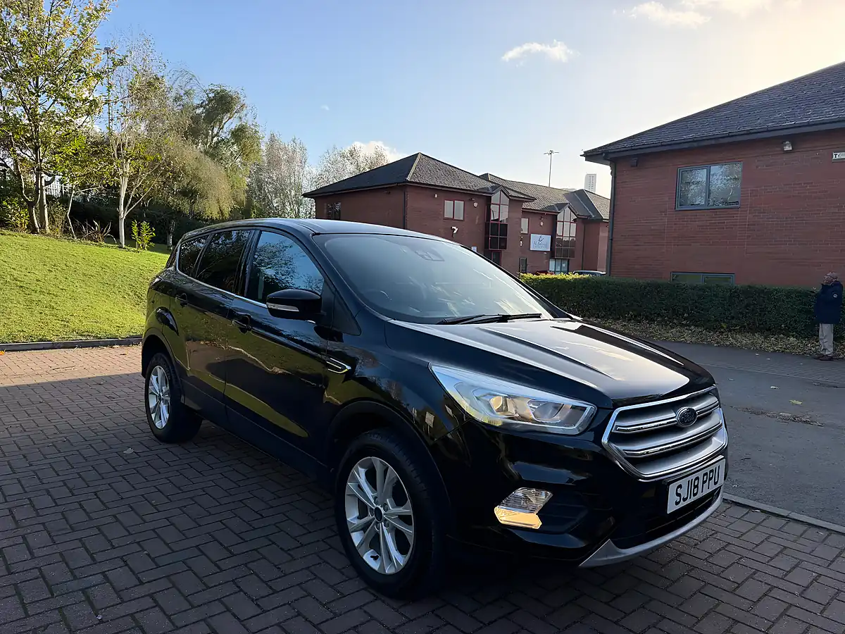 Used 2018 Ford Kuga Titanium Black - Interior and Exterior details 3