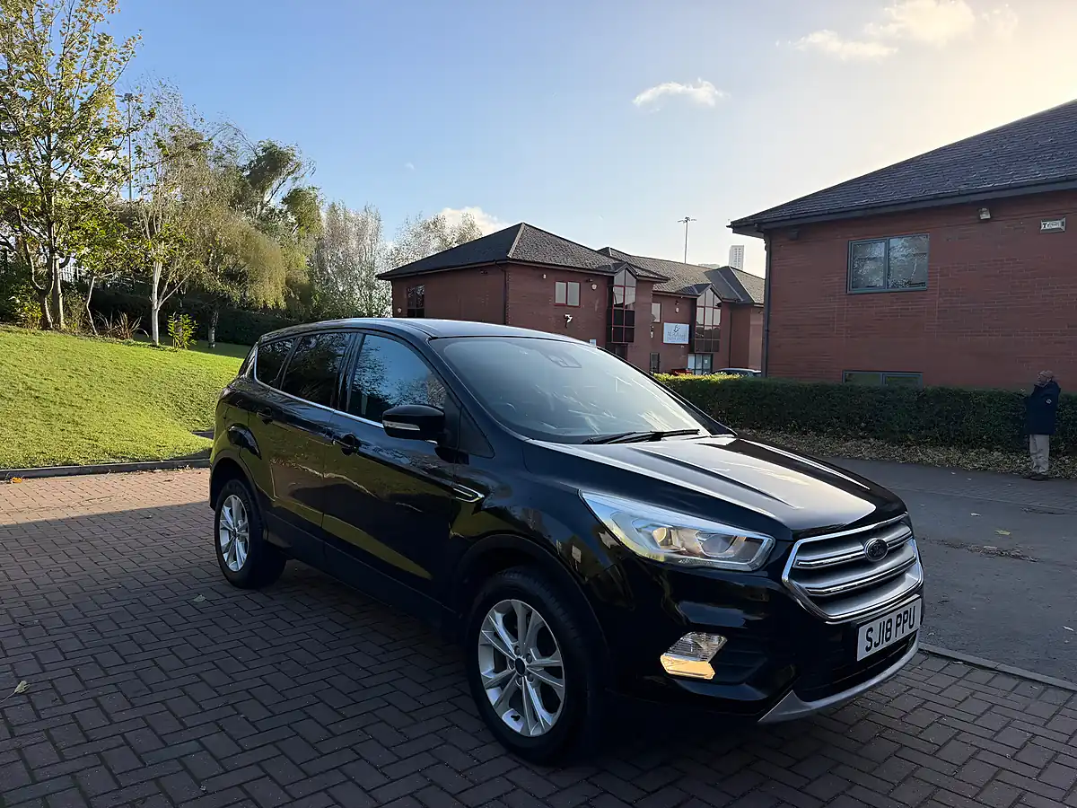 Used 2018 Ford Kuga Titanium Black - Interior and Exterior details 5