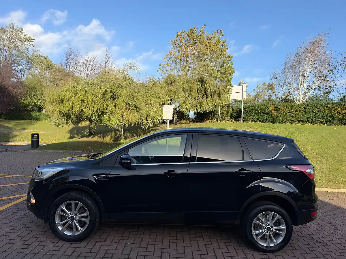Used 2018 Ford Kuga Titanium Black - Interior and Exterior details 7