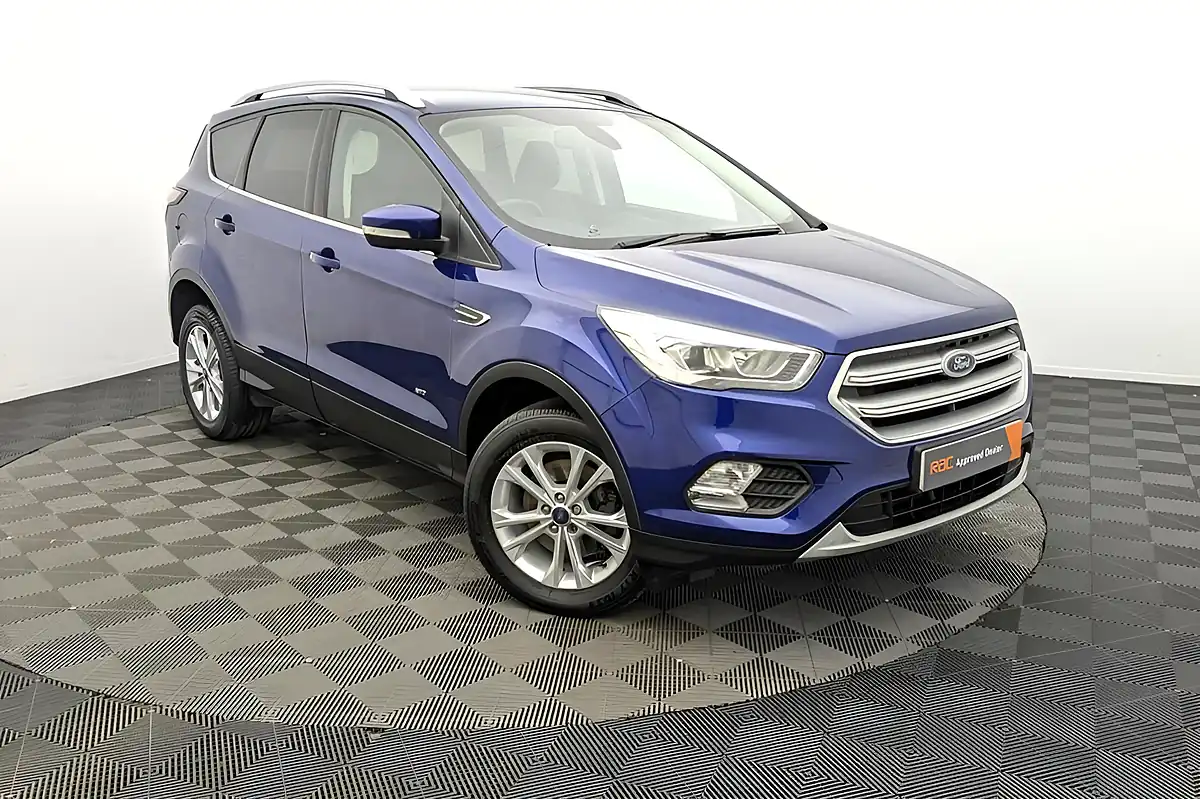 Used 2018 Ford Kuga Titanium Blue - Front View