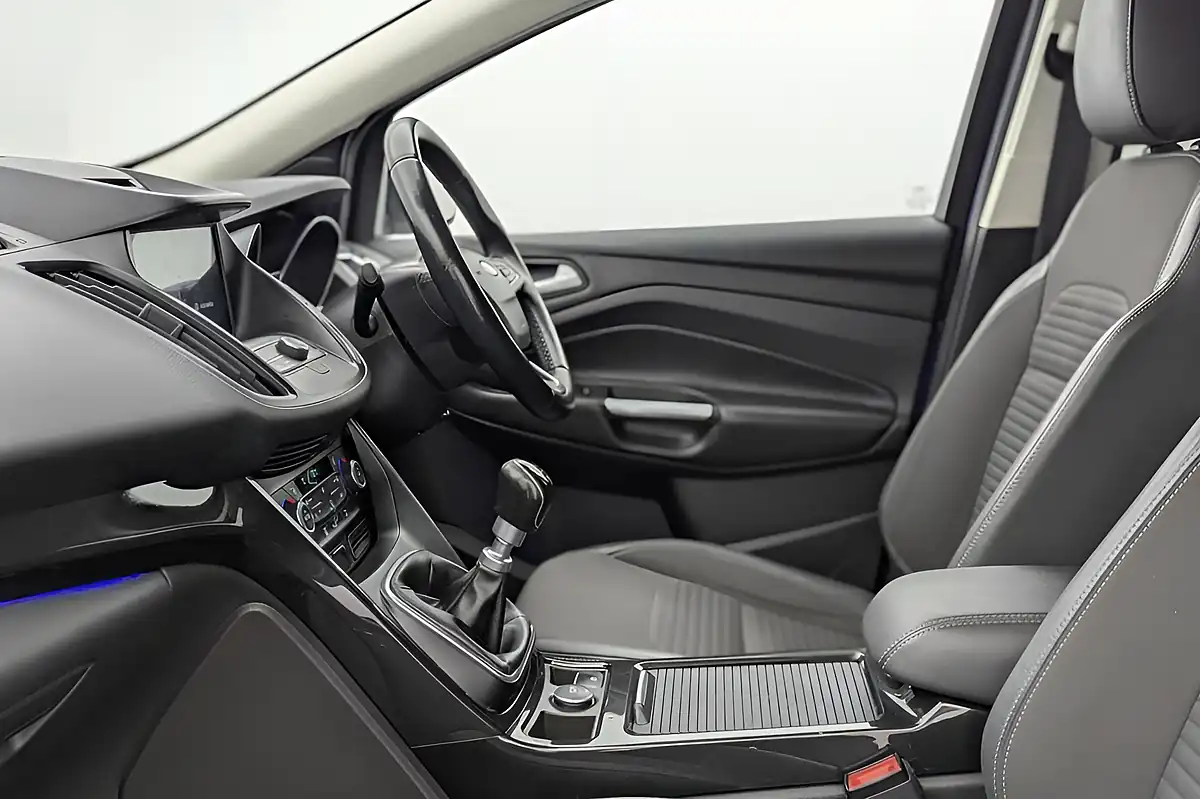 Used 2018 Ford Kuga Titanium Blue - Interior and Exterior details 12