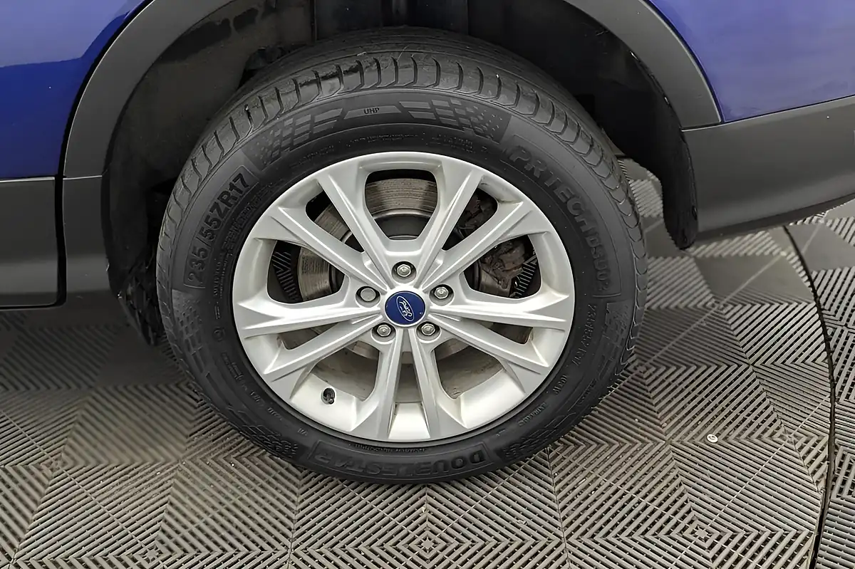 Used 2018 Ford Kuga Titanium Blue - Interior and Exterior details 20