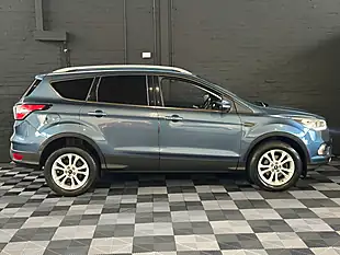 Used 2018 Ford Kuga Titanium Blue - Interior and Exterior details 3